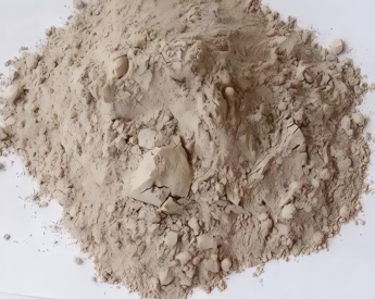 新华引气剂特点 引气剂在混凝土中的应用 引气剂使用注意事项